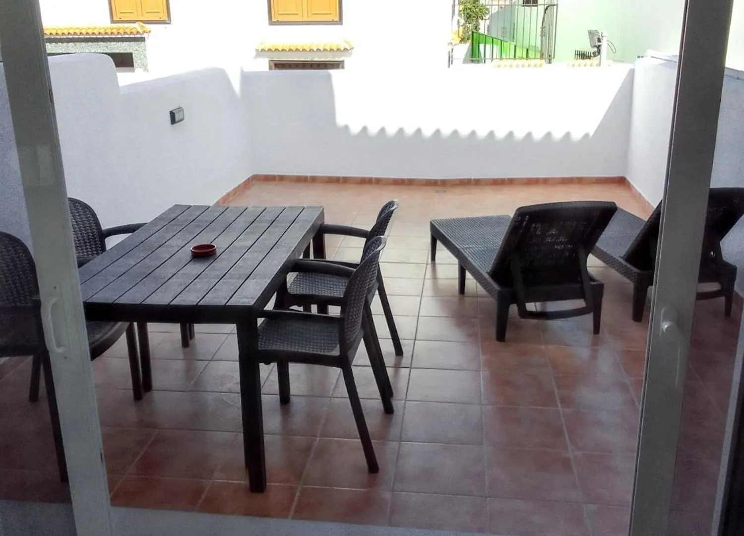 Comfortable Apartment In Arona 50 M² Shared Pool